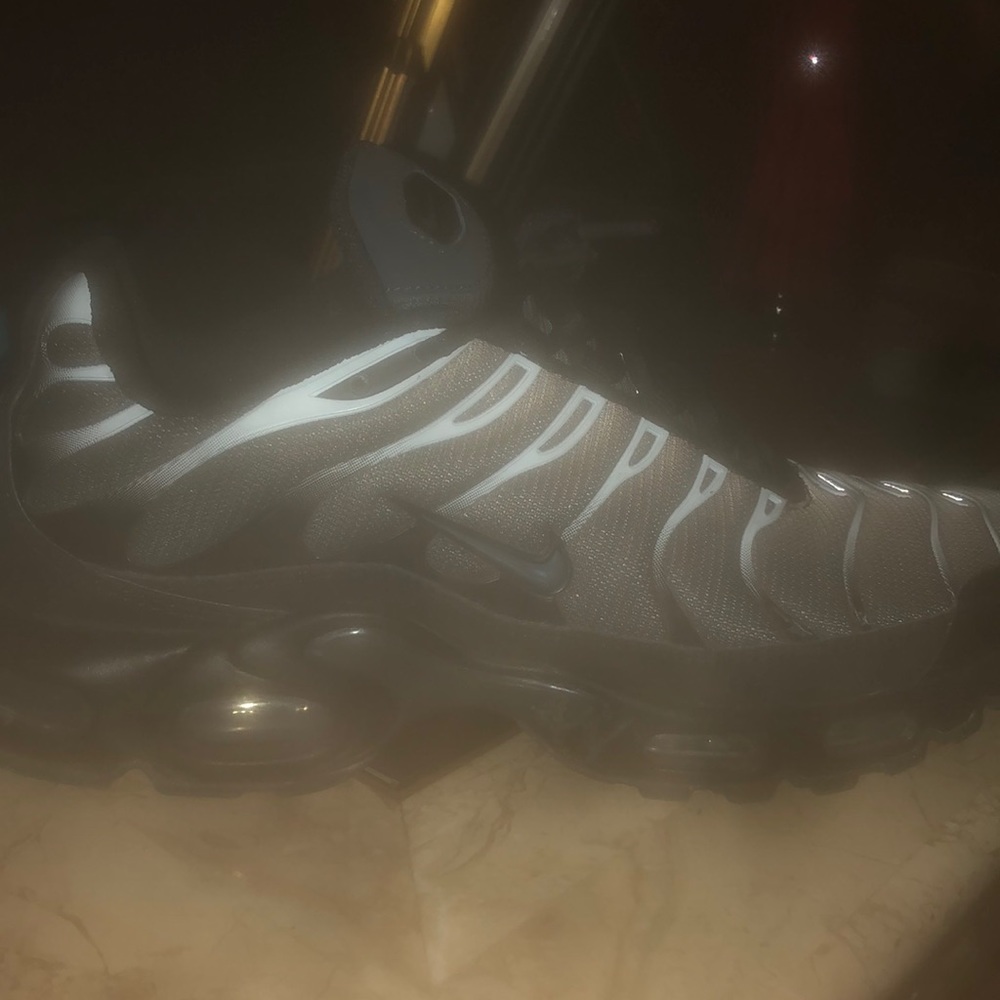 Nike air maxs tn plus